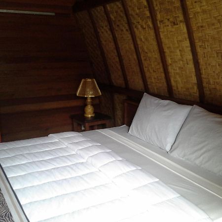 Kelapa Gading Bungalows Gili Air Quarto foto