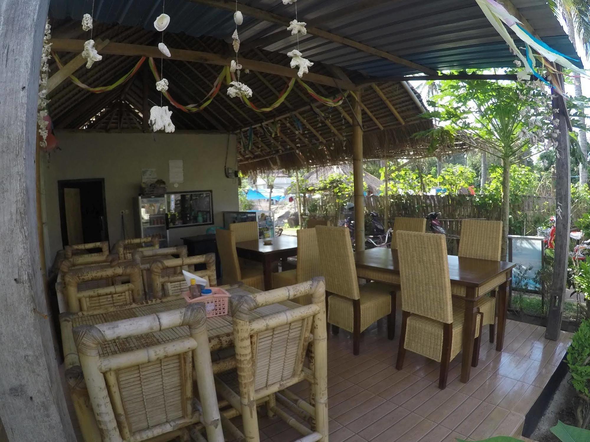 Kelapa Gading Bungalows Gili Air Exterior foto